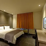 Hotel O Laval
