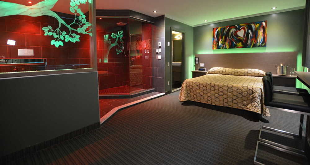 Hotel ô